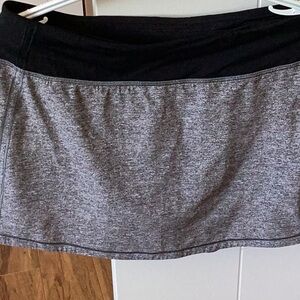Size 8, TALL  beautiful skirt…Perfect for gym, golf, tennis or anywhere….